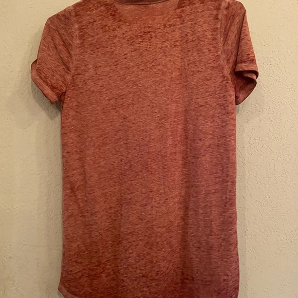 Authentic Gilmore Girls T Shirt - Size Medium - Picture 1 of 3